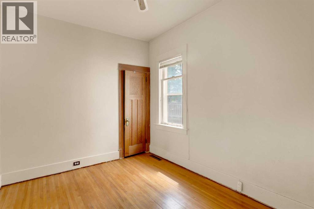 2003 26a Street SW - 22