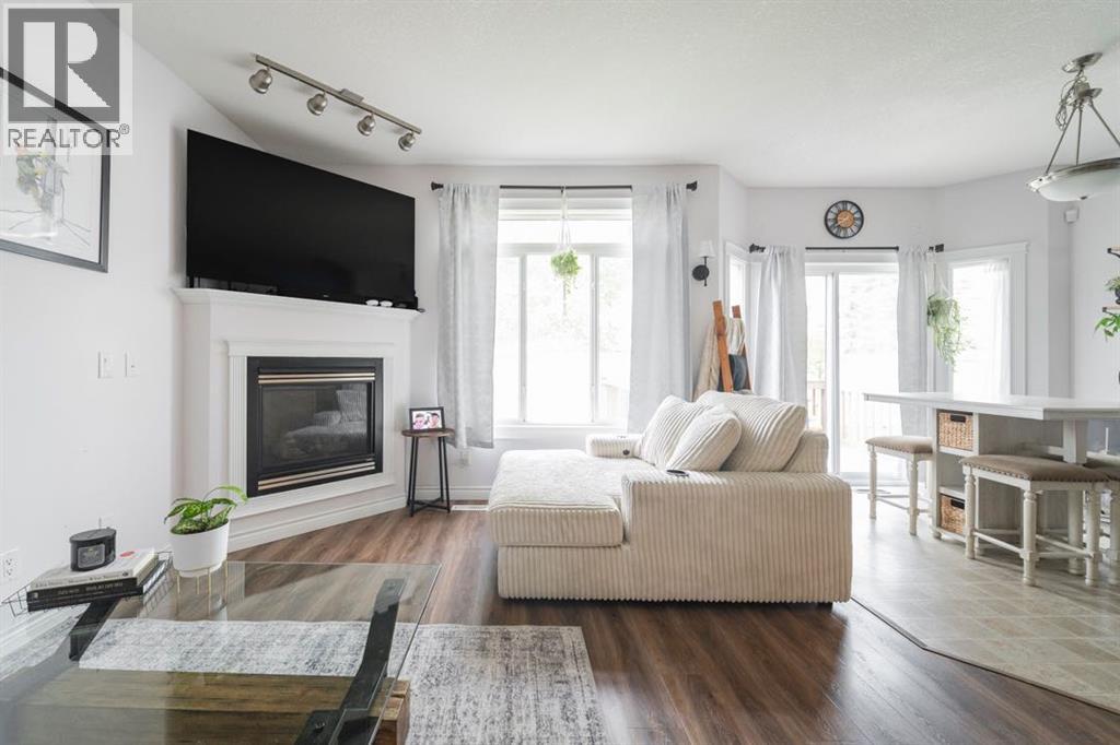 #11 411 Williams Drive - 4