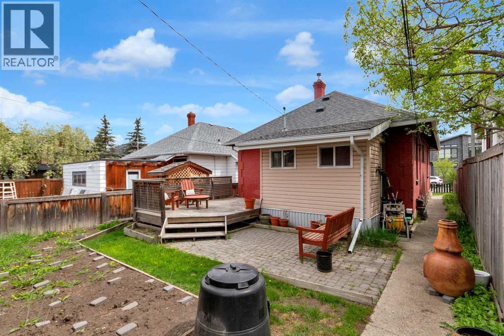 2003 26a Street SW - 33