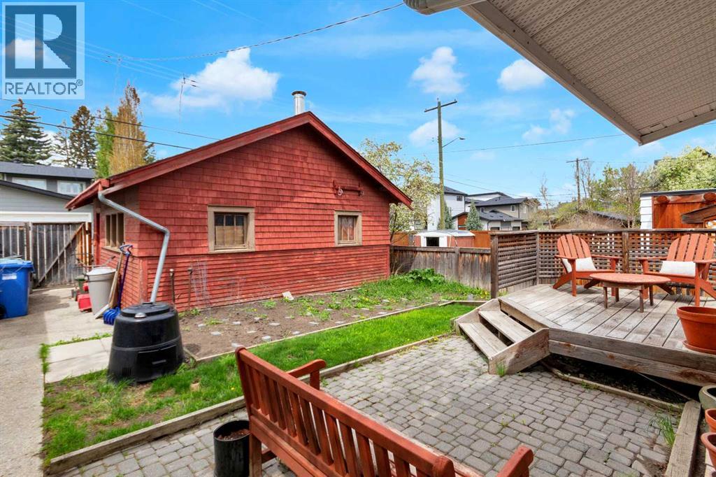 2003 26a Street SW - 32