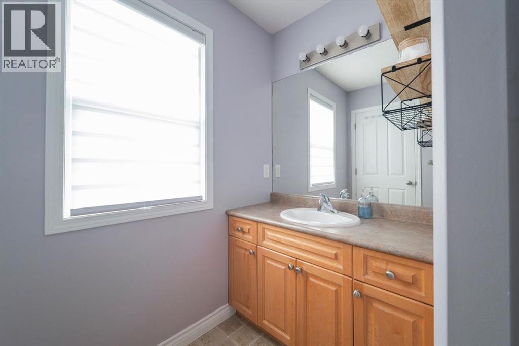 #11 411 Williams Drive - 22