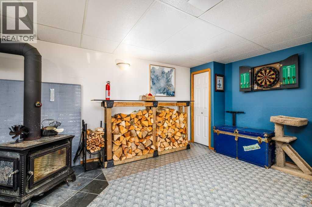 4646 52 Avenue - Image 26