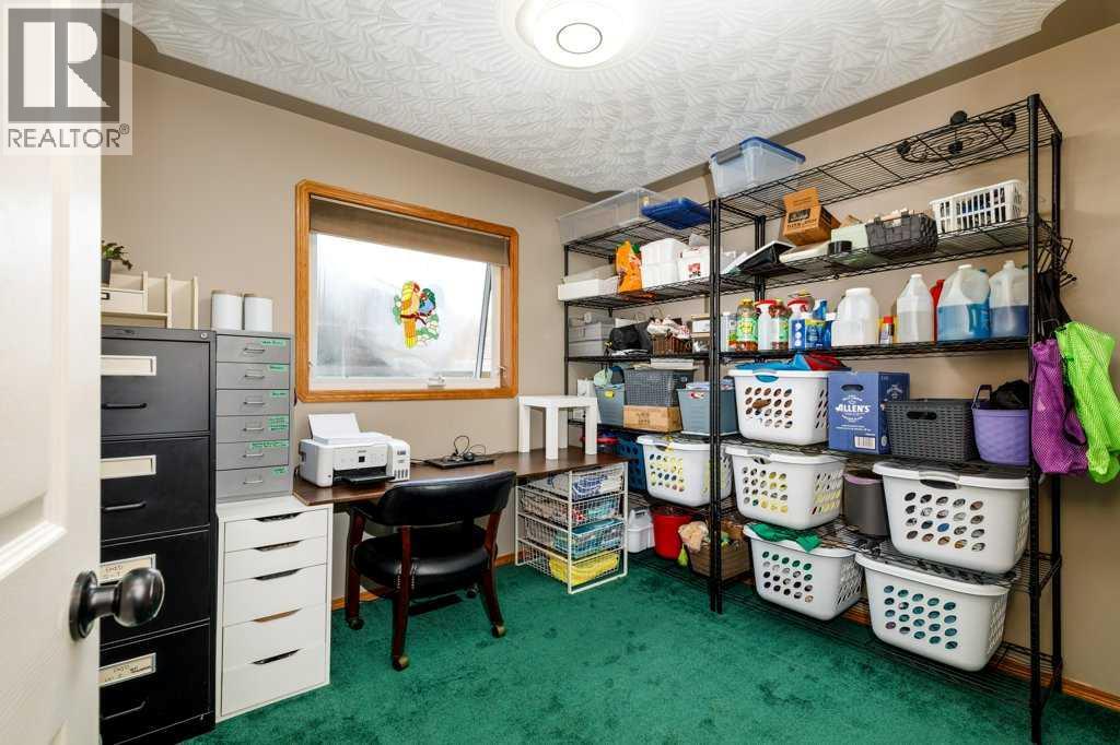 4646 52 Avenue - Image 19
