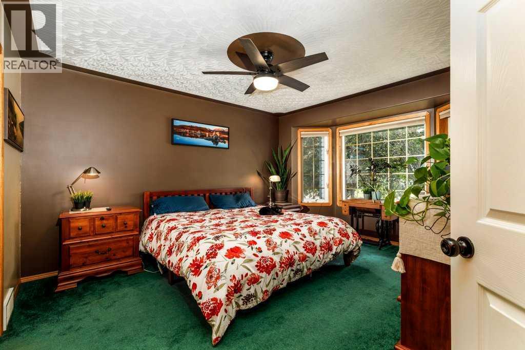 4646 52 Avenue - Image 14