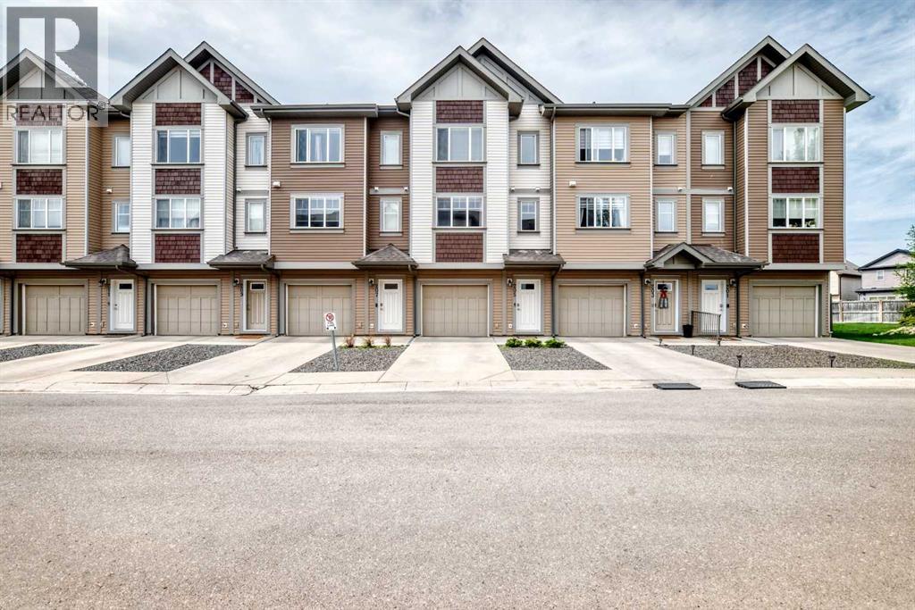 205 Copperpond Row SE - 1