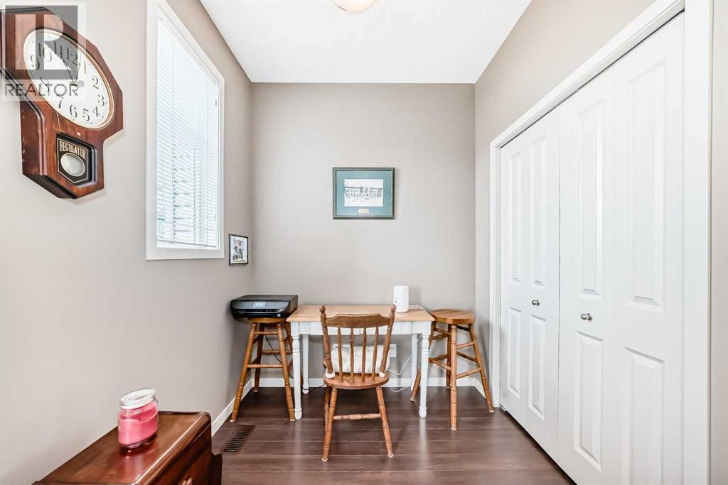 205 Copperpond Row SE - 21