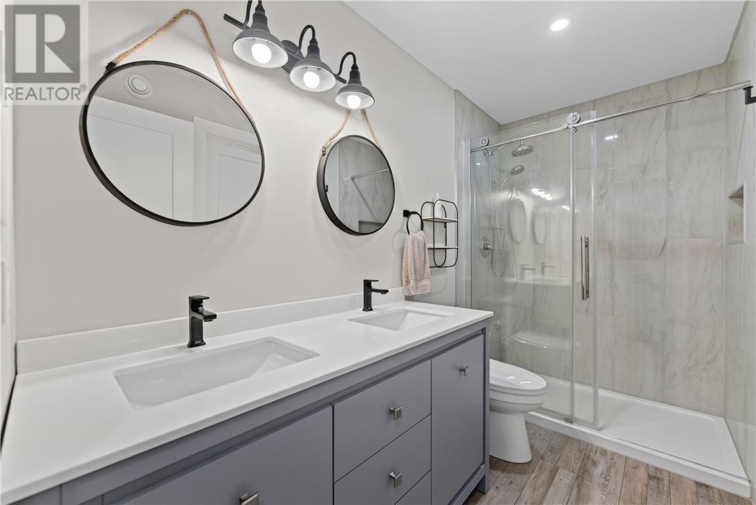 264 Lakeview Drive - 32