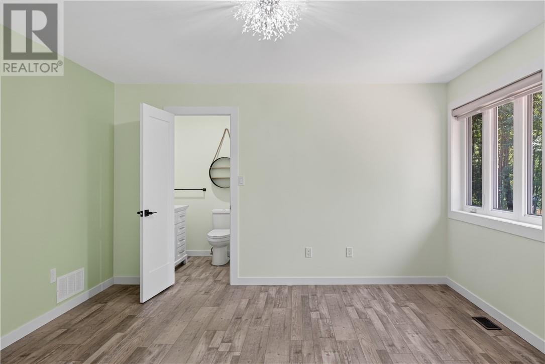 264 Lakeview Drive - 25