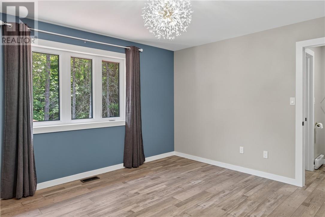 264 Lakeview Drive - 29