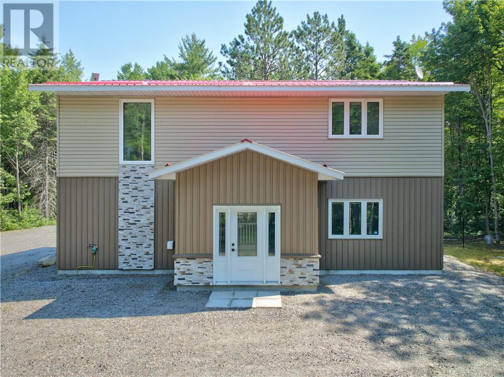 264 Lakeview Drive - 2
