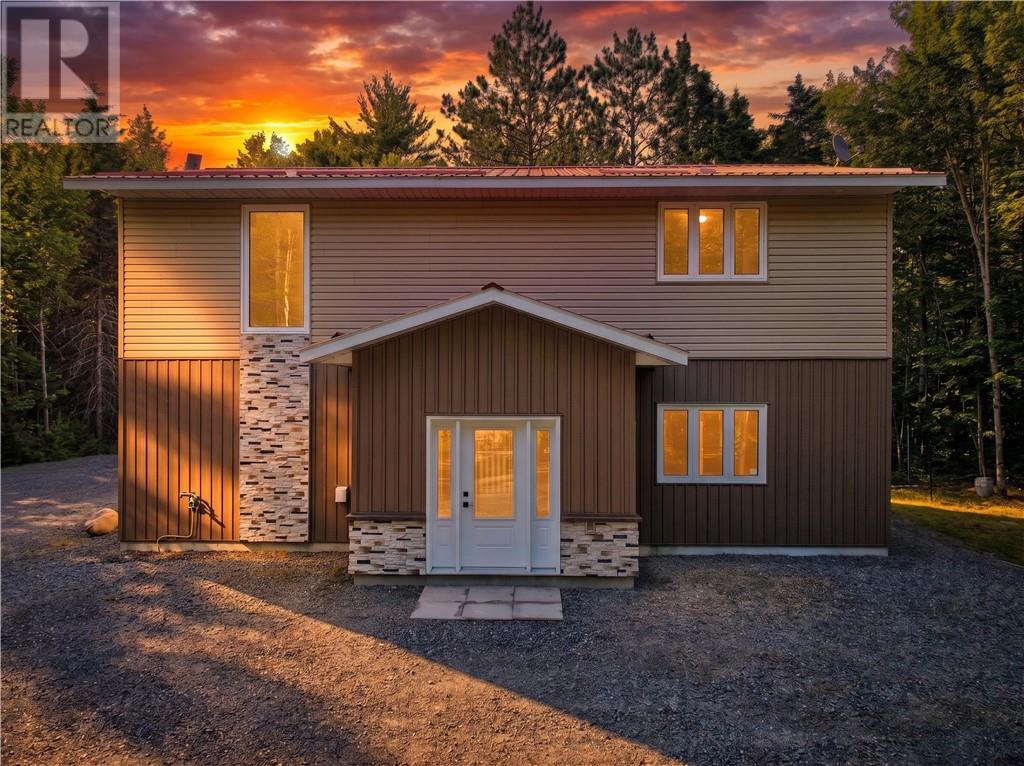 264 Lakeview Drive - 4