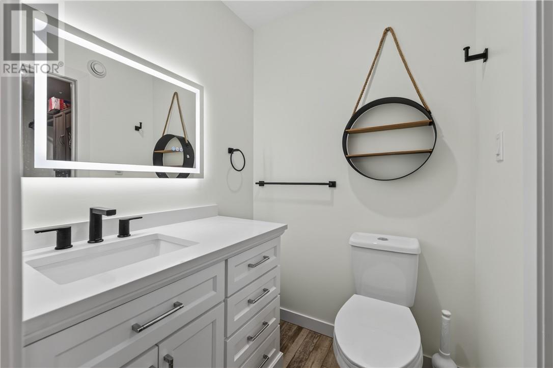 264 Lakeview Drive - 26