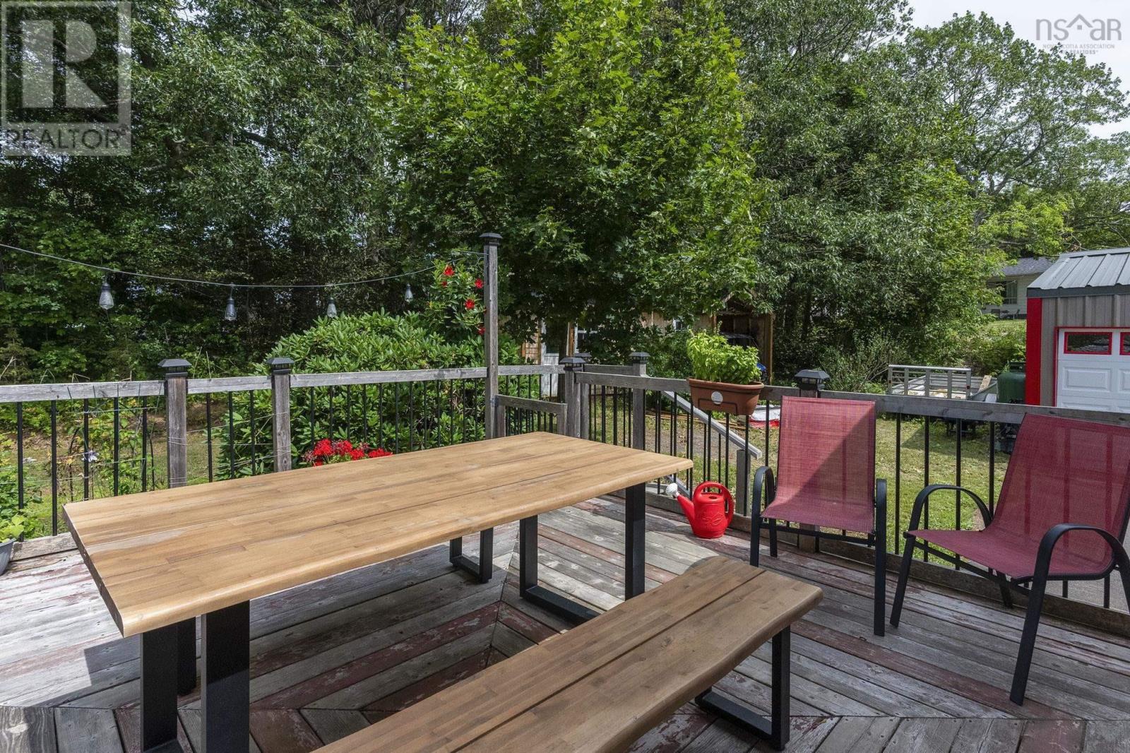 40 Bonavista Avenue - Image 32