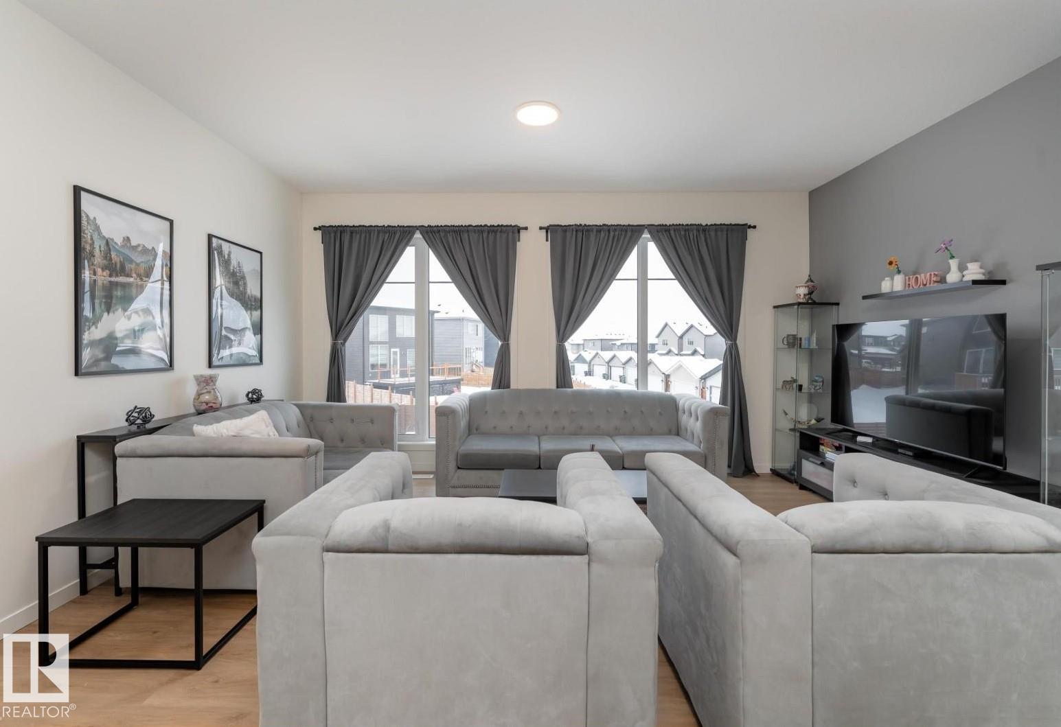 427 39 ST SW - 17