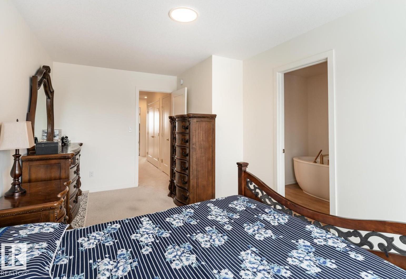 427 39 ST SW - 26
