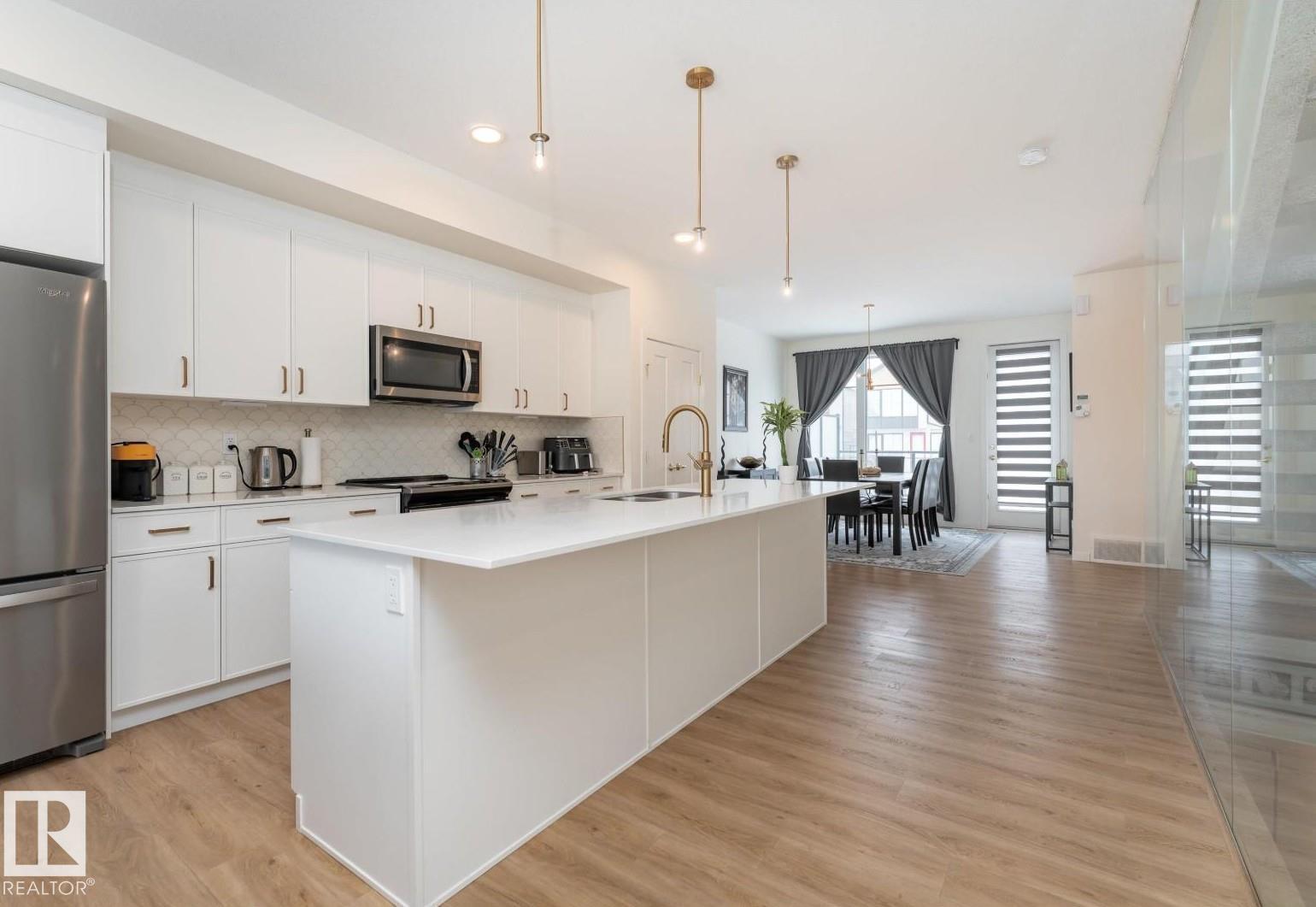 427 39 ST SW - 6