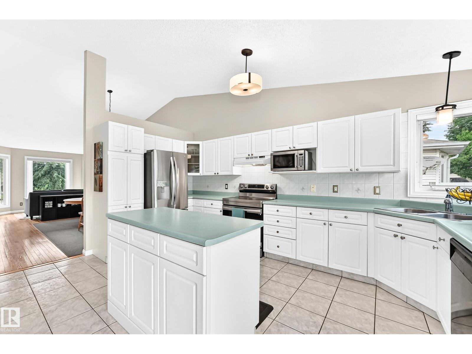 116 HIGHLAND WY - 10