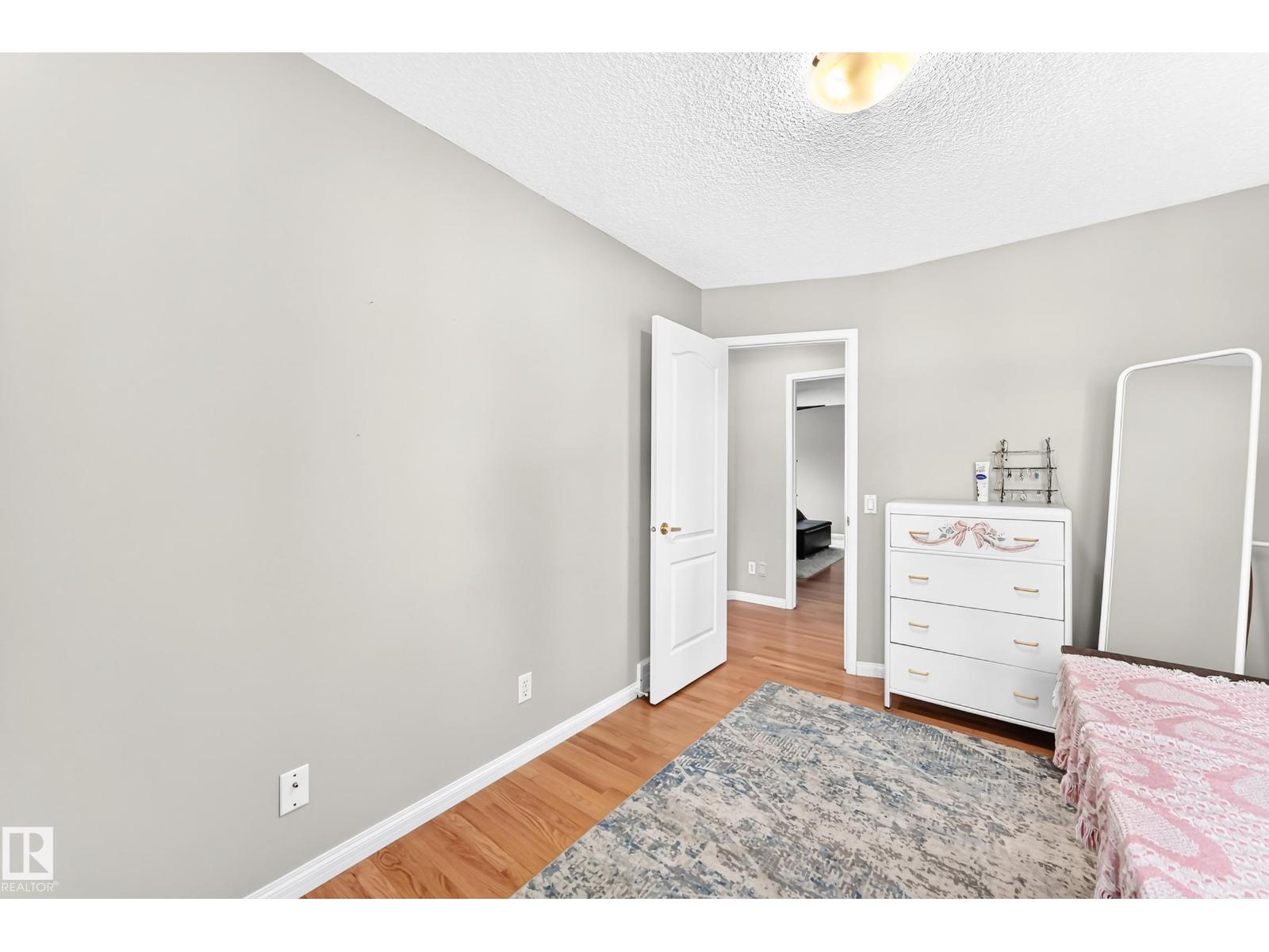 116 HIGHLAND WY - 25