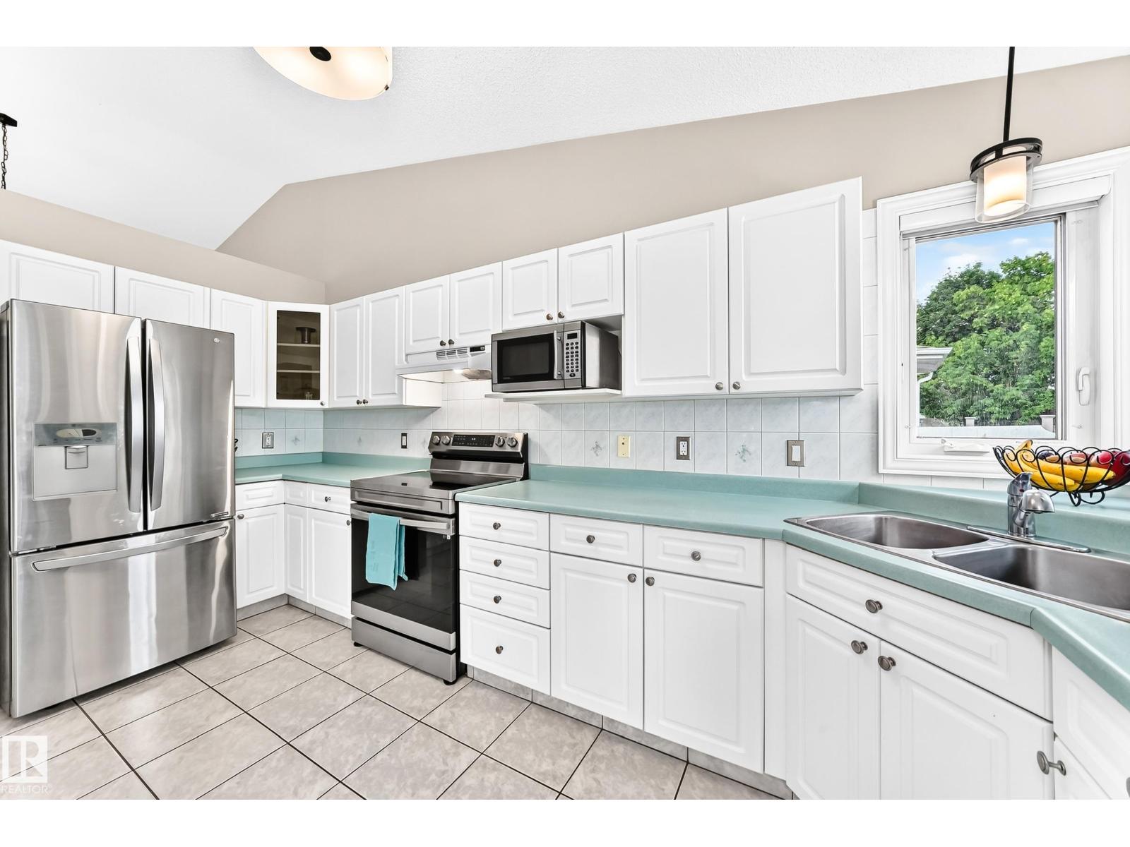 116 HIGHLAND WY - 4