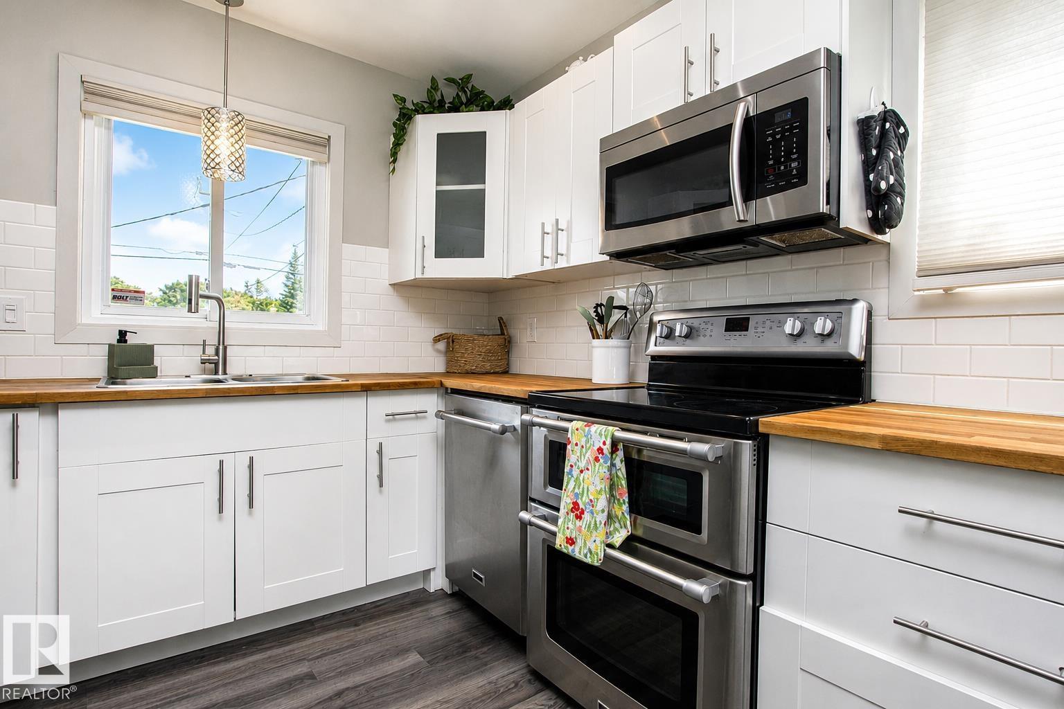 12231 55 ST NW - 10