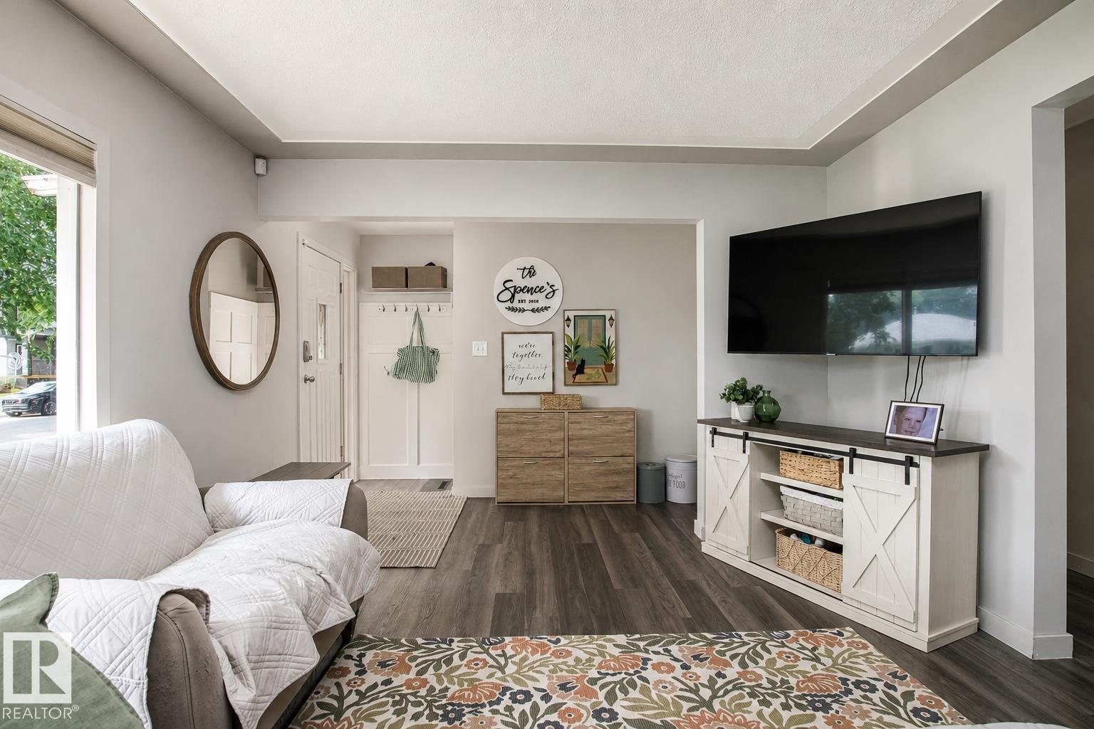 12231 55 ST NW - 12