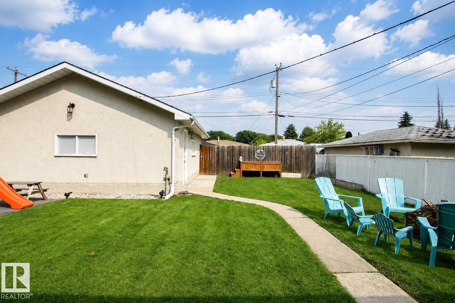12231 55 ST NW - 28