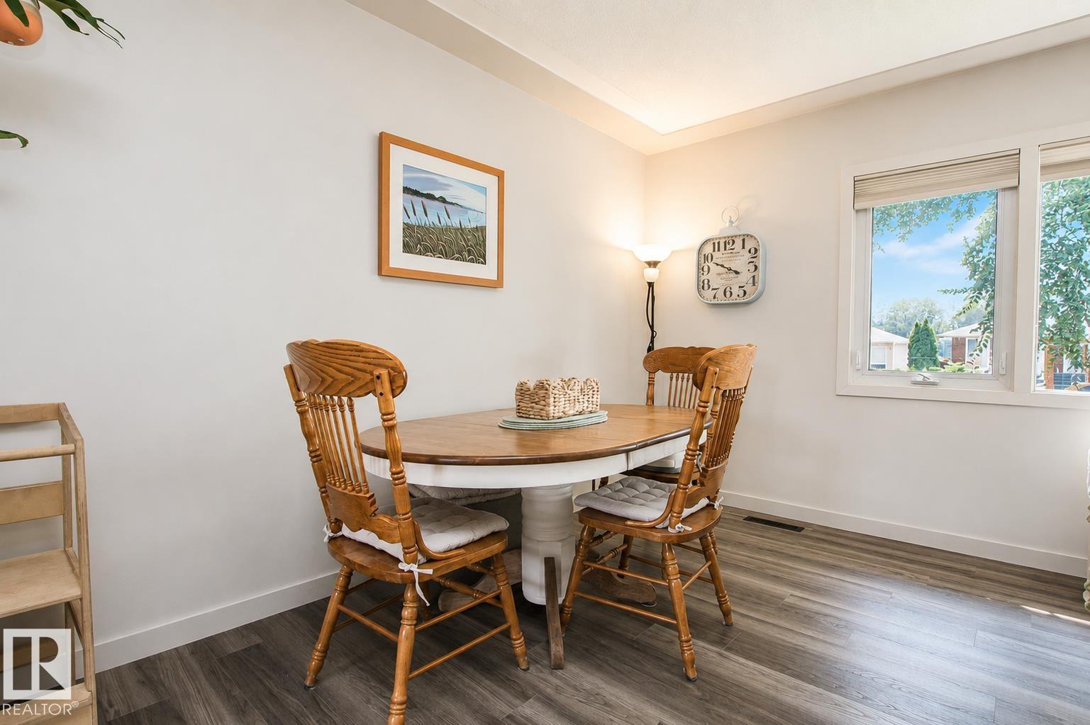 12231 55 ST NW - 8