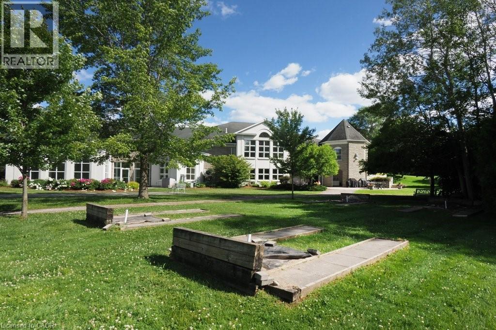 137 FOXBORO Drive - 42