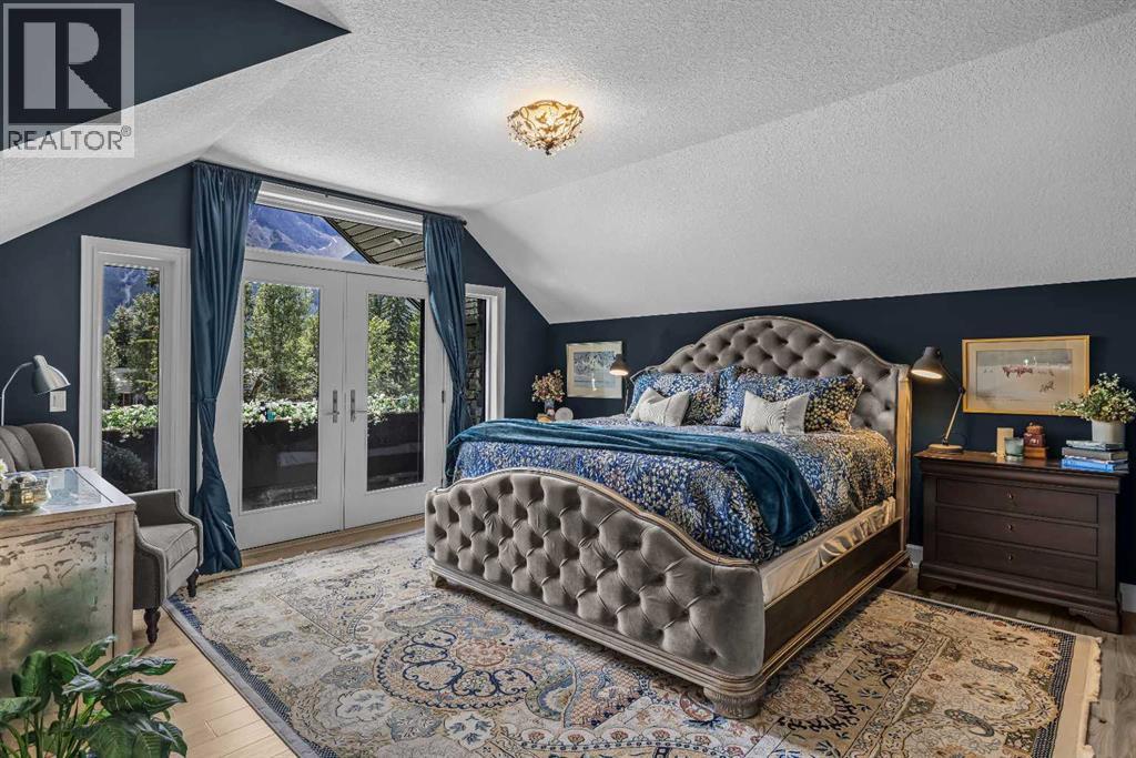 930 9 Street S - 41