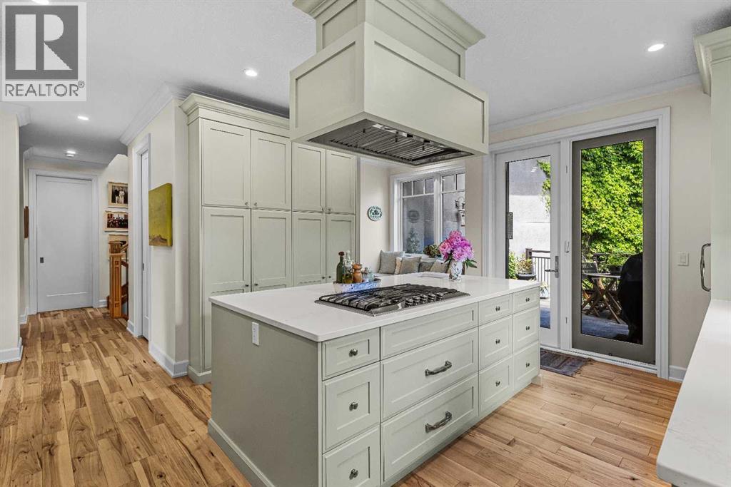 930 9 Street S - 15