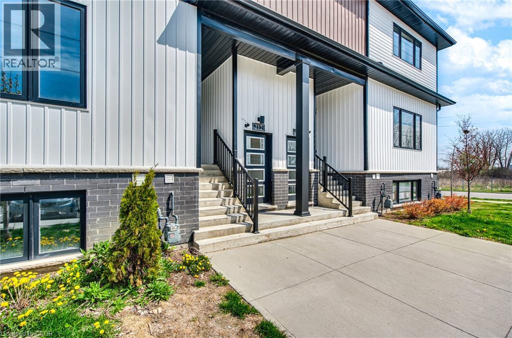 #212 4263 FOURTH Avenue - 2