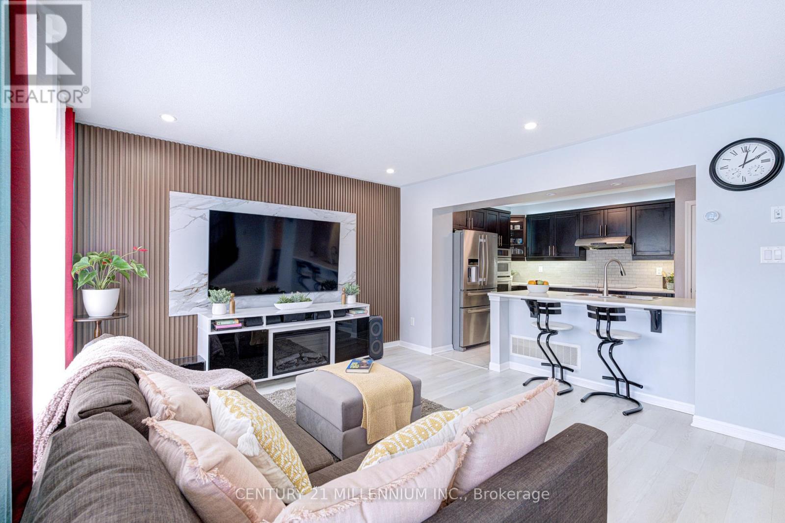 17 REICHERT COURT - 22