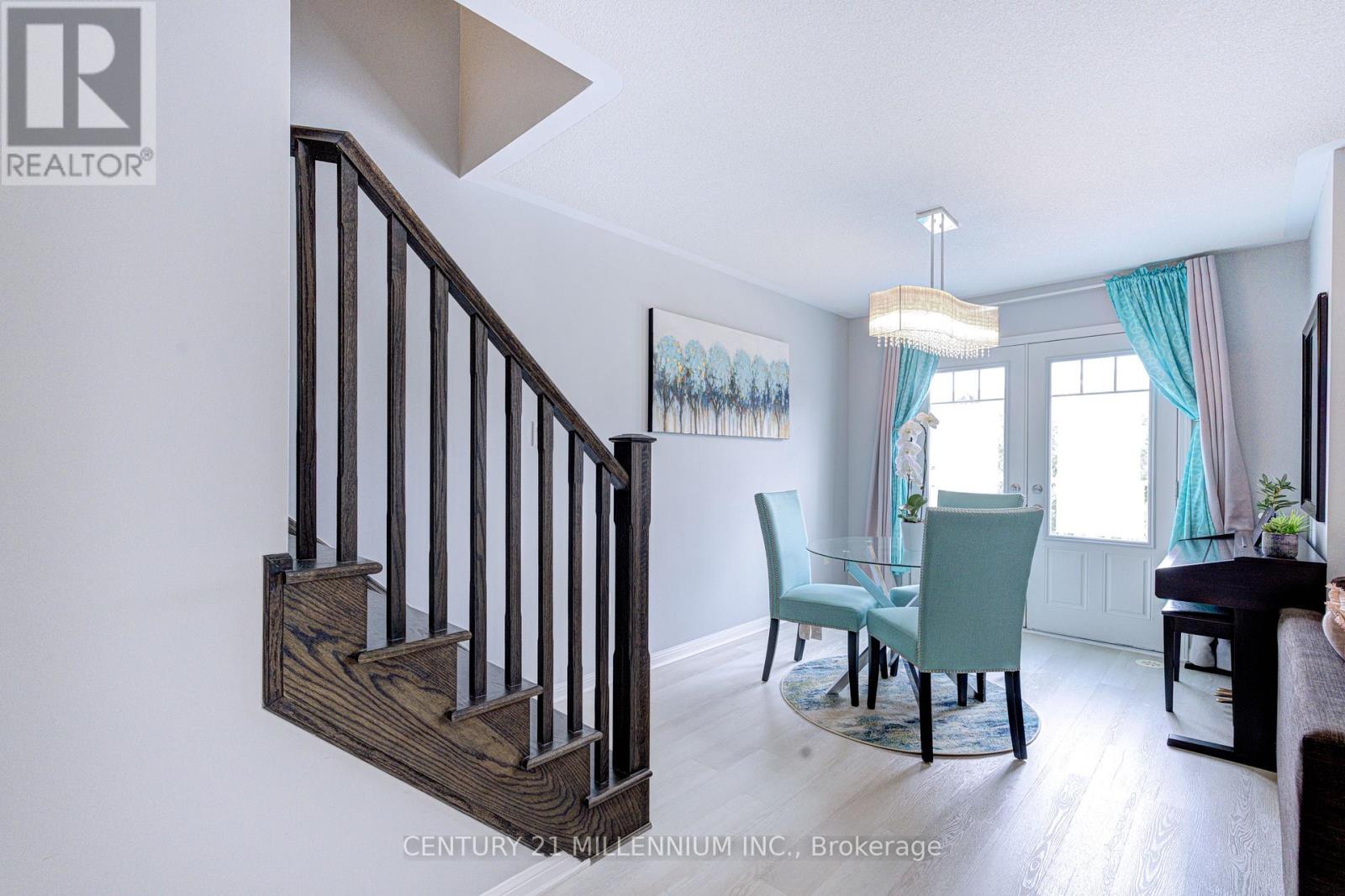 17 REICHERT COURT - 25