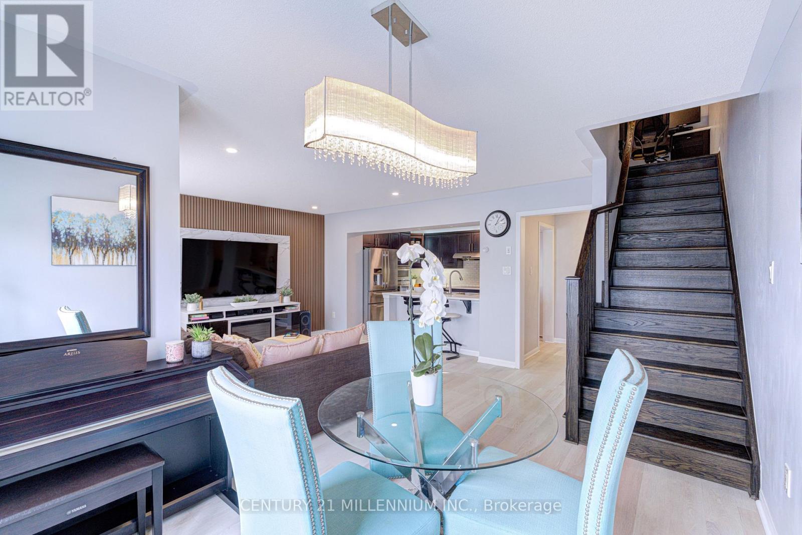 17 REICHERT COURT - 30