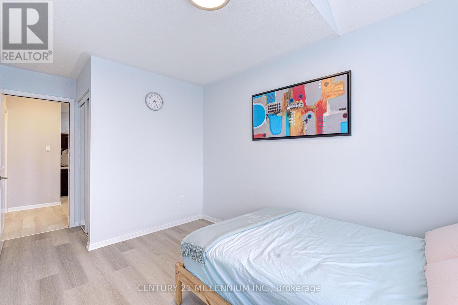 17 REICHERT COURT - 41