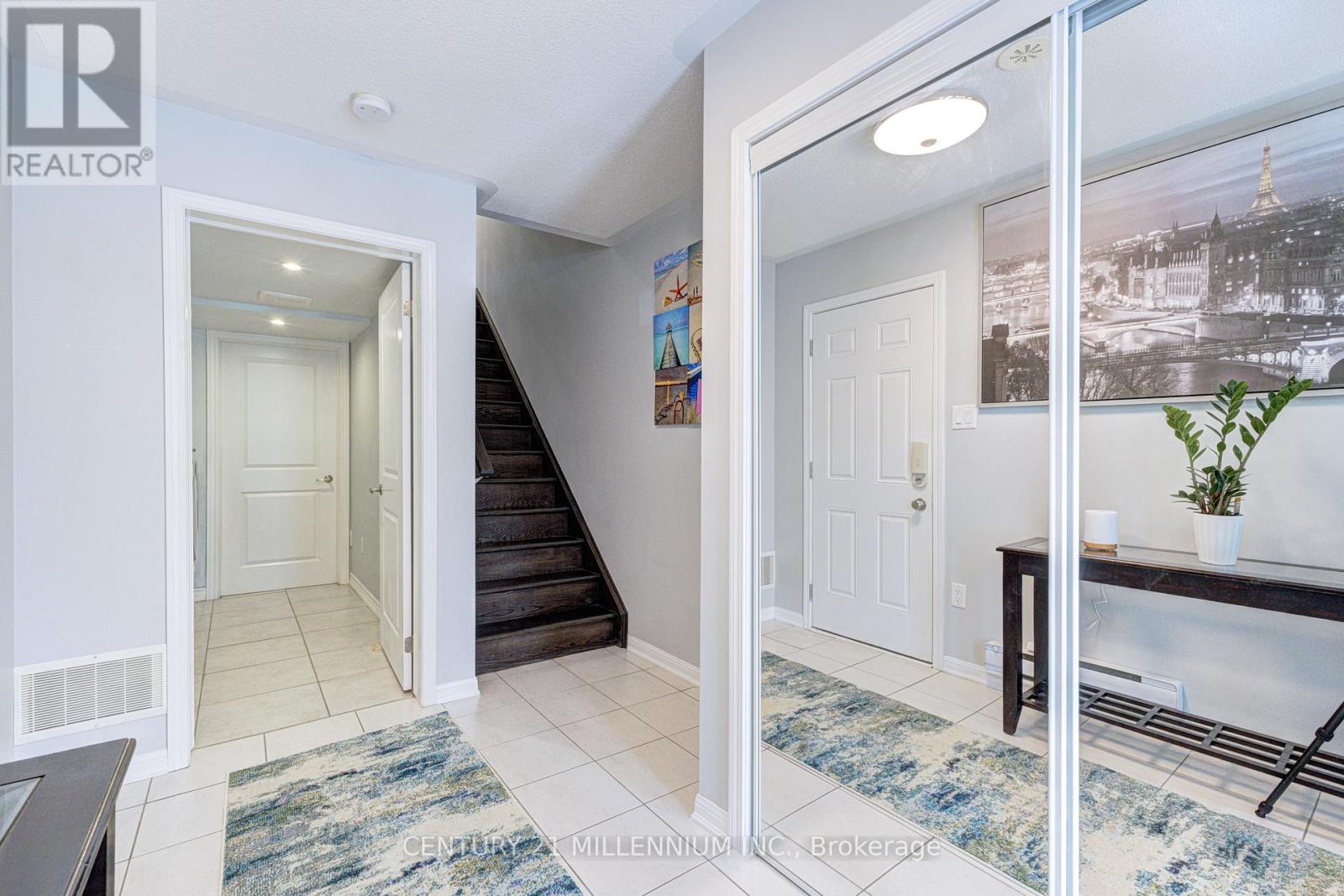 17 REICHERT COURT - 7