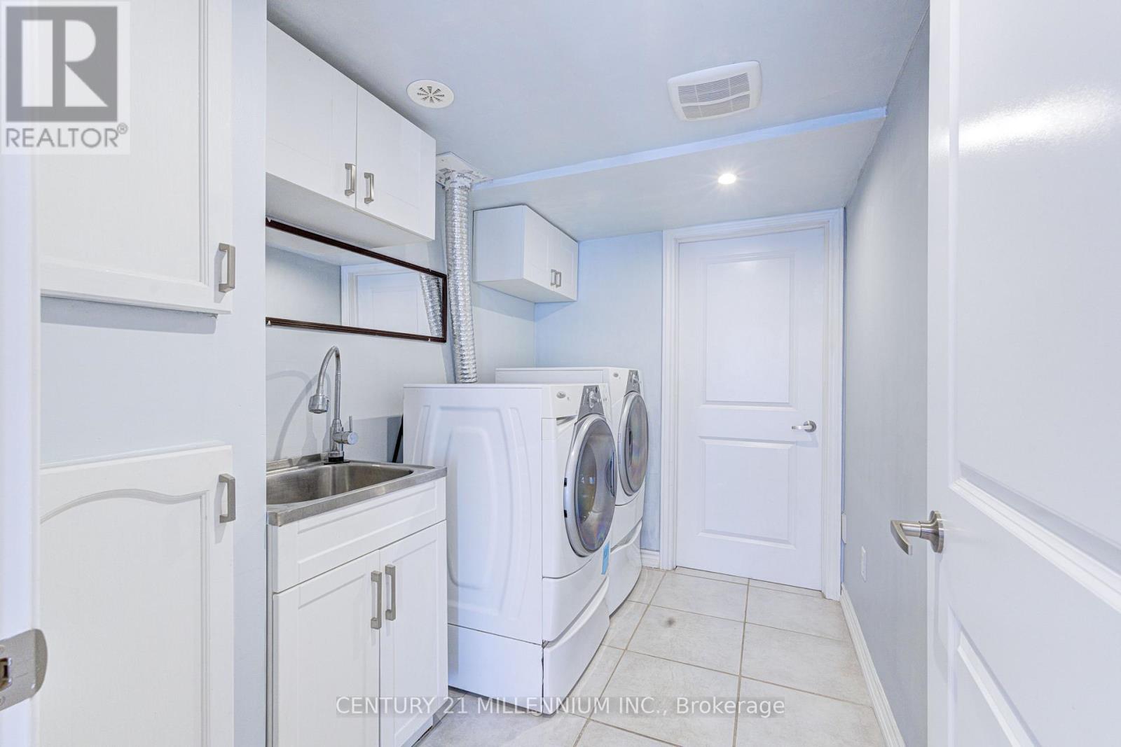 17 REICHERT COURT - 8