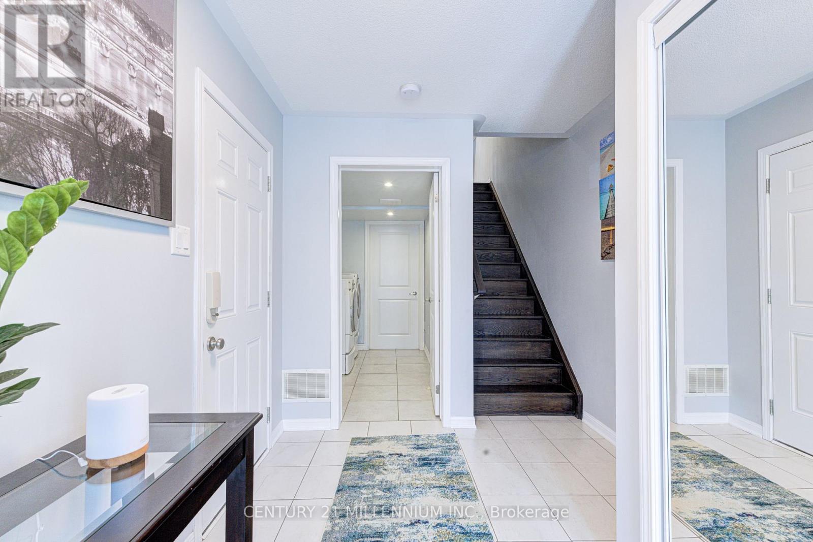 17 REICHERT COURT - 9