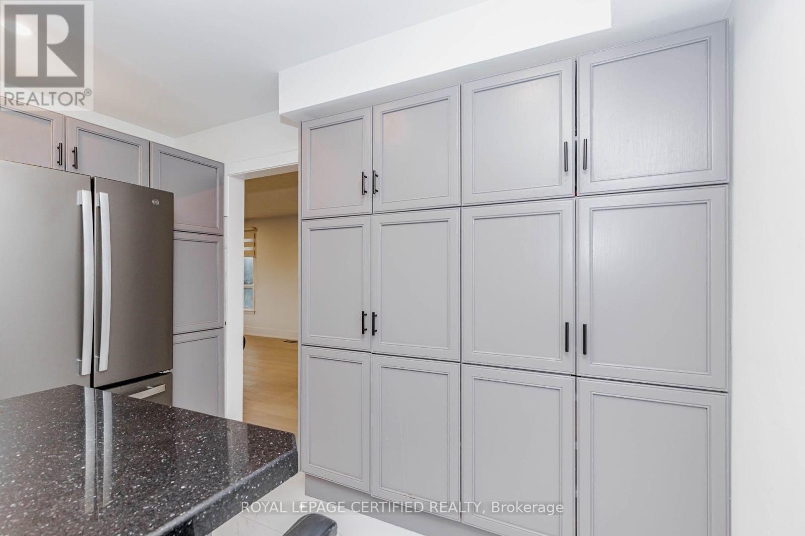 9706 GUELPH LINE - Image 12