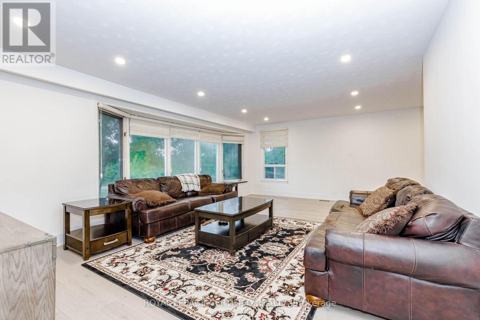 9706 GUELPH LINE - 2