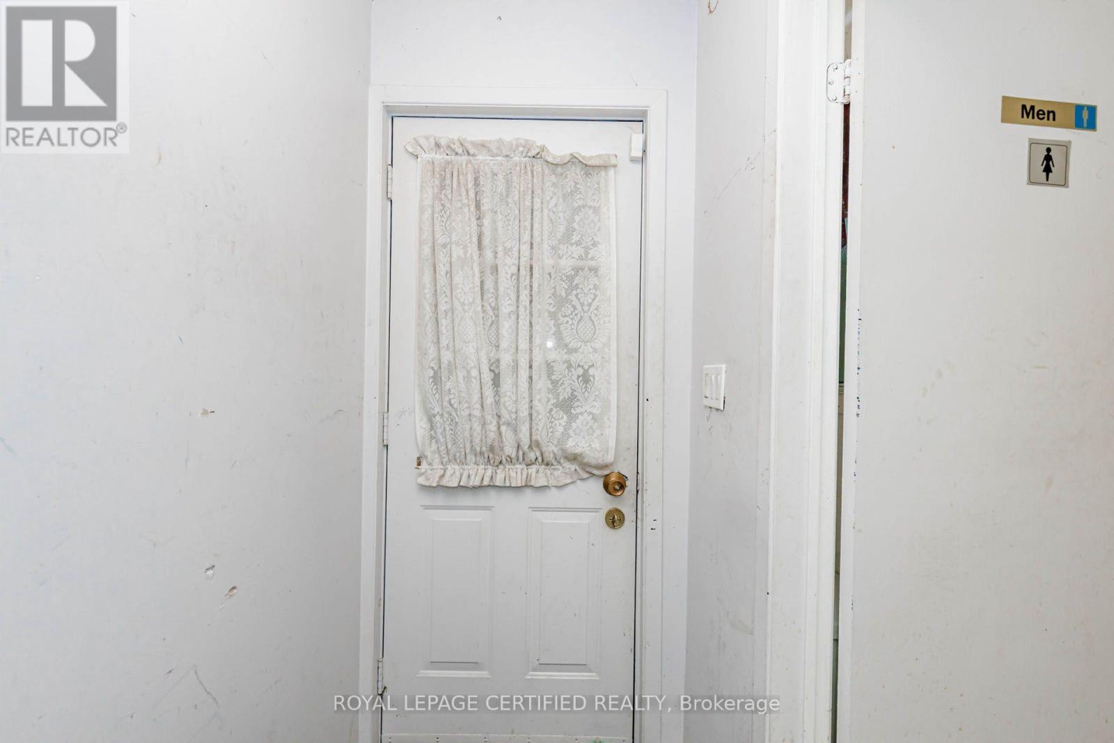9706 GUELPH LINE - 24