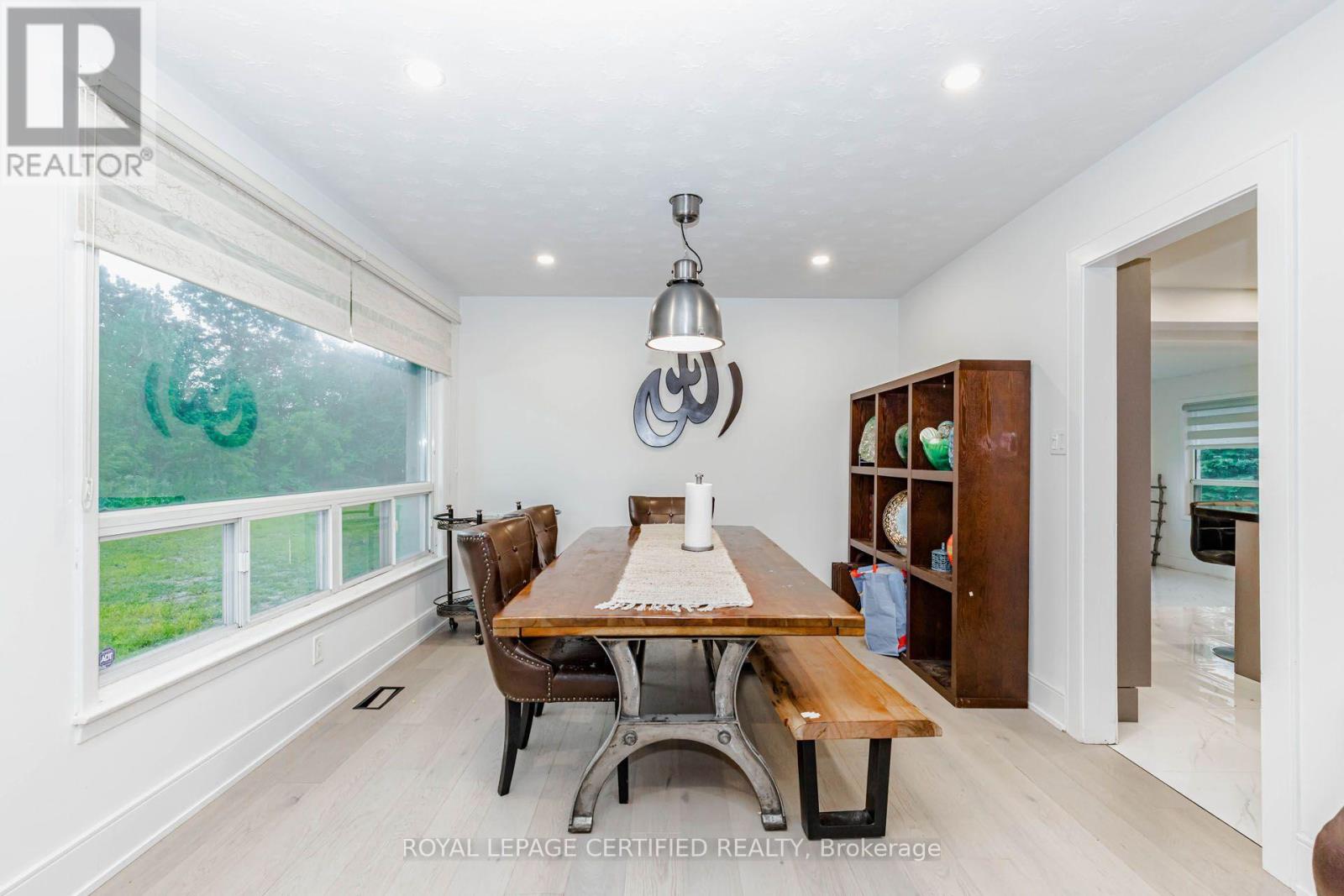 9706 GUELPH LINE - 6