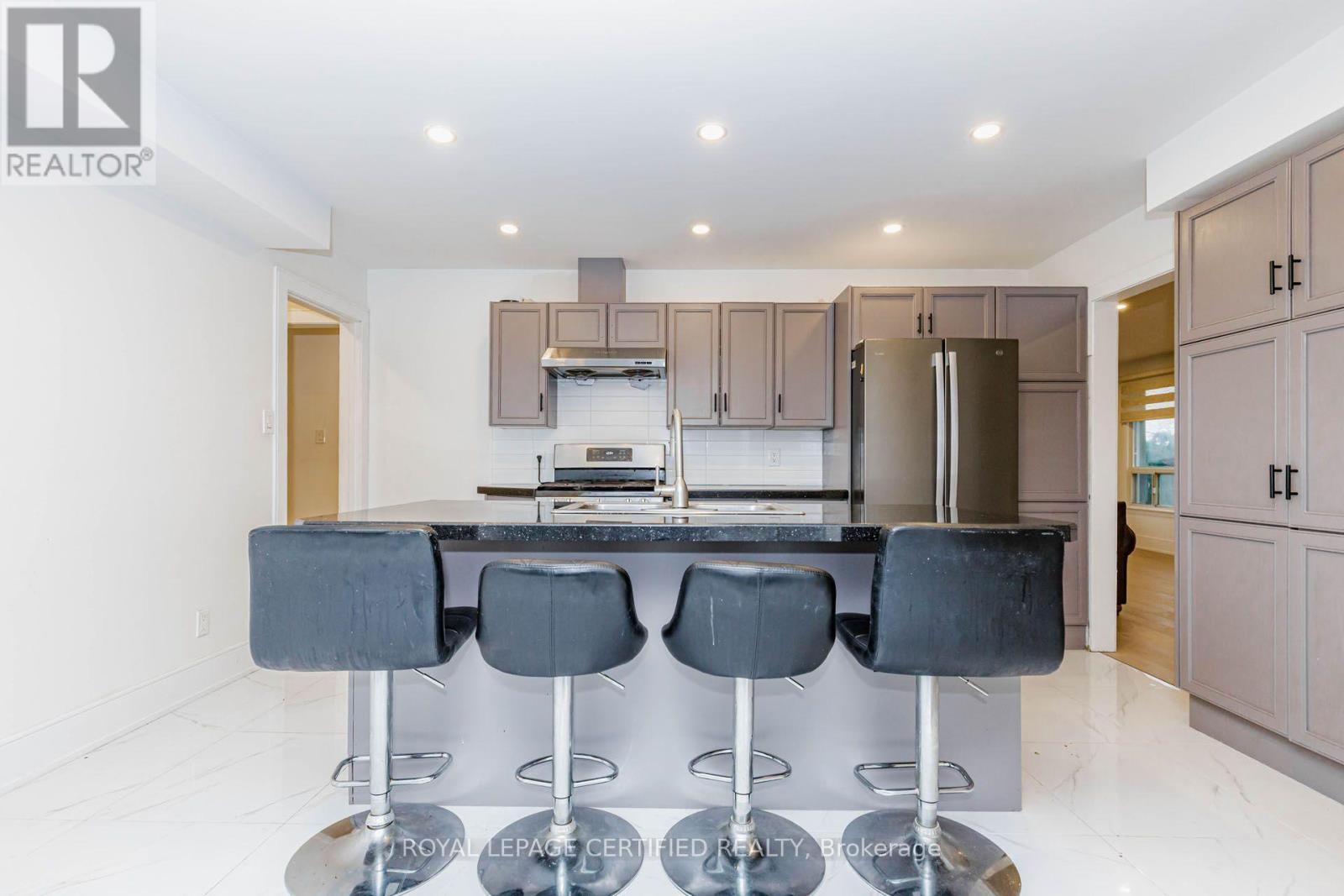 9706 GUELPH LINE - 9