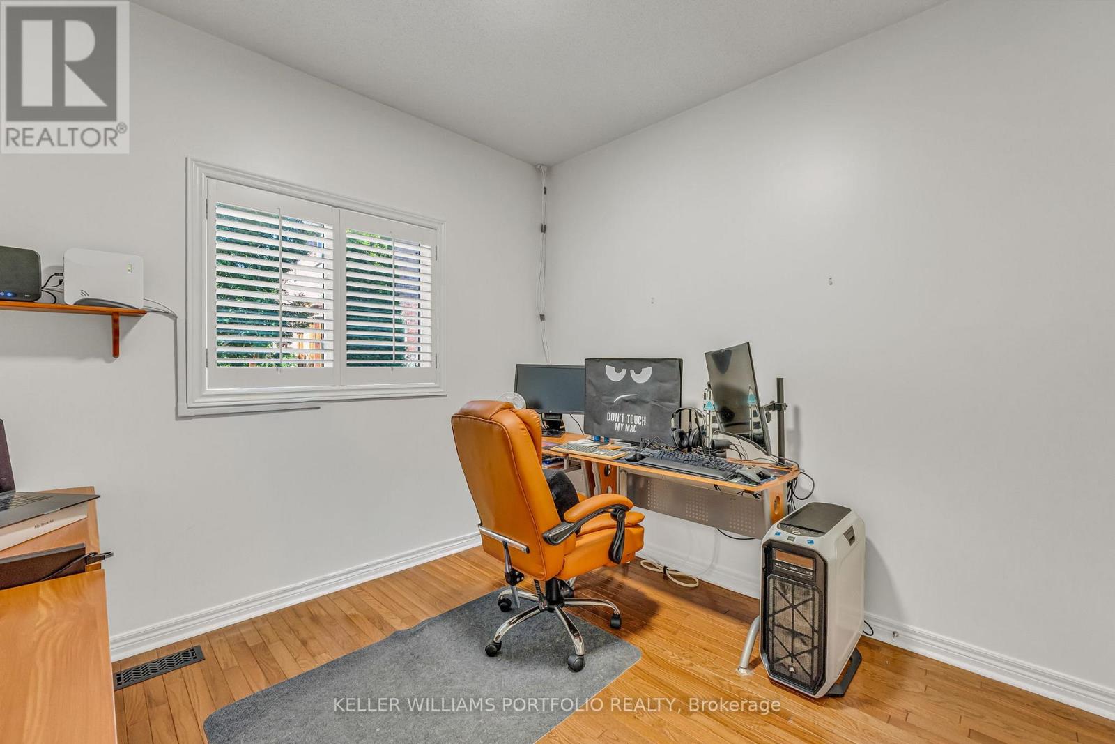 8 VISTA VIEW COURT - 17