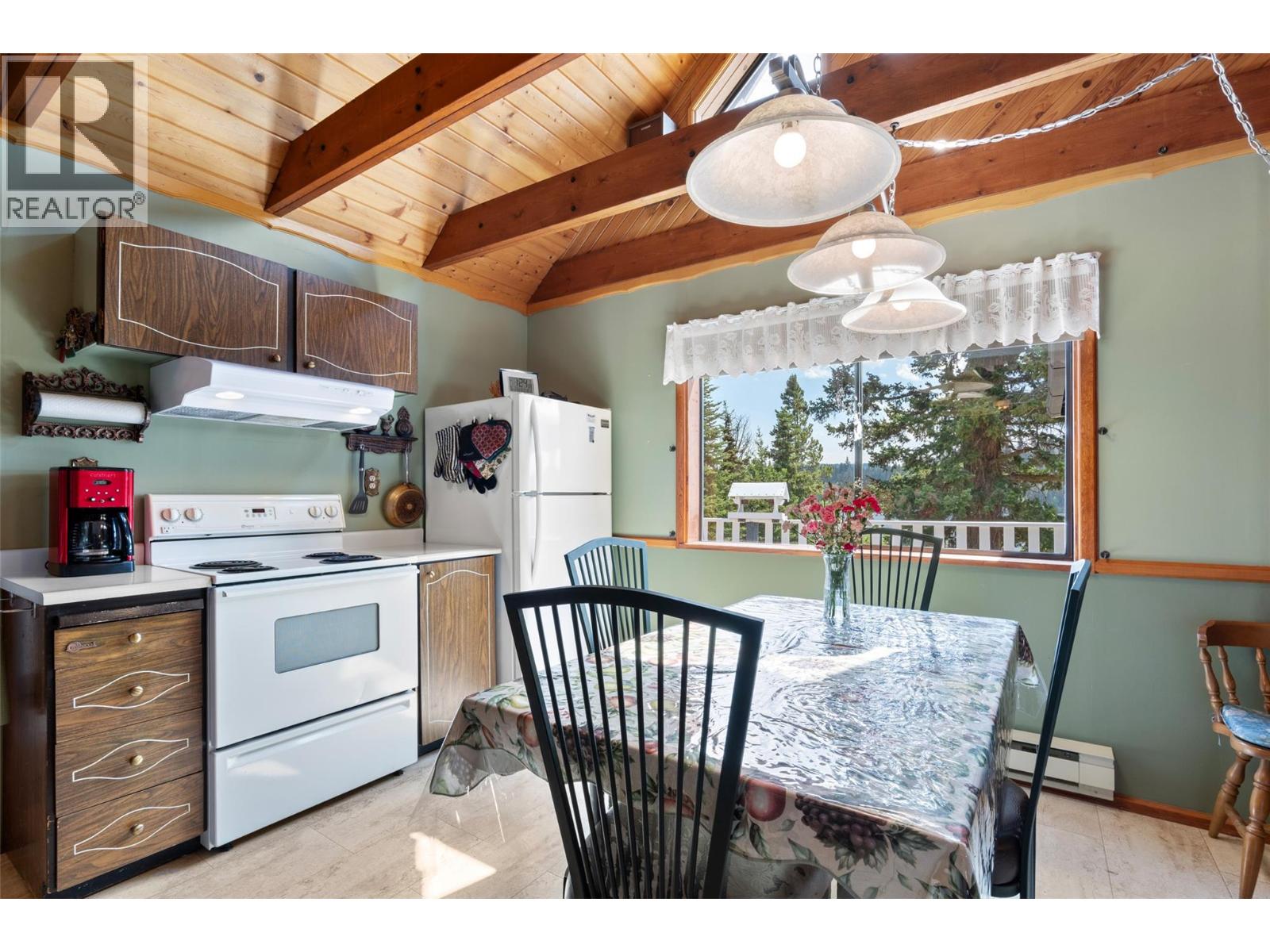 5048 Lauder Road - 13
