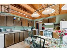 5048 Lauder Road, Merritt, BC V1K0C5 Photo 14