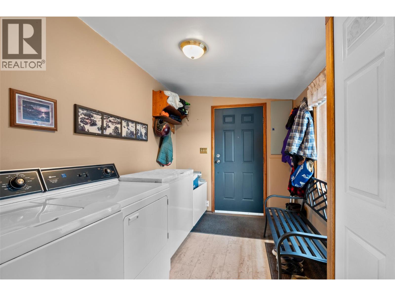 5048 Lauder Road - 29