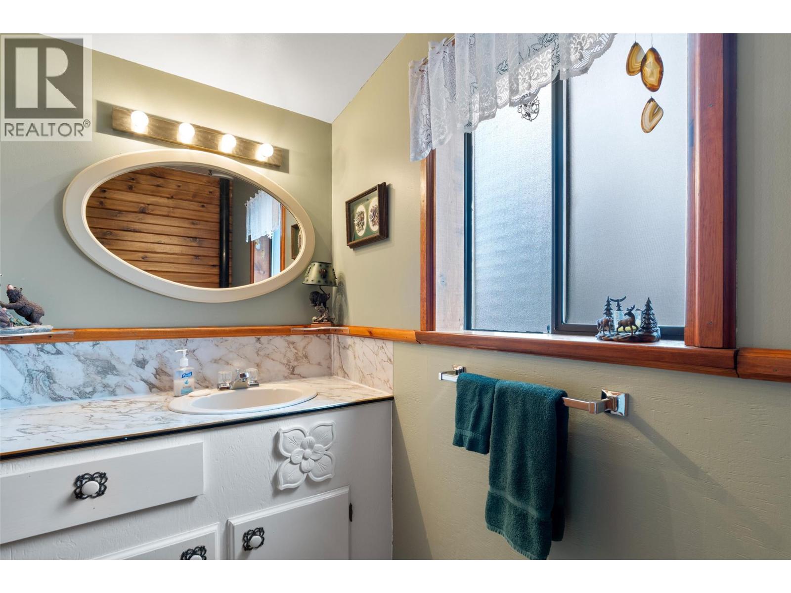 5048 Lauder Road - 31