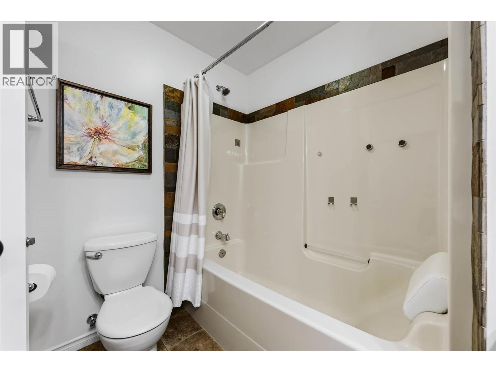 262 BRYAN Road - 25
