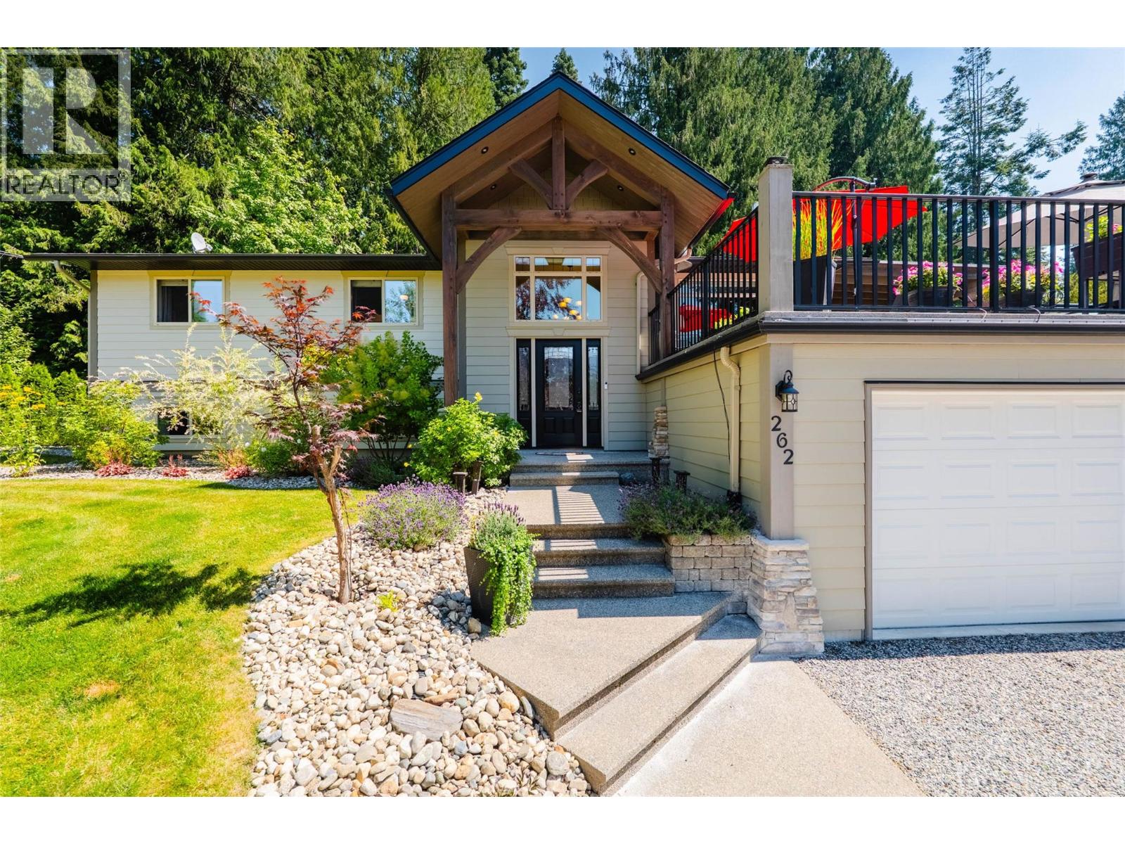 262 BRYAN Road - 1